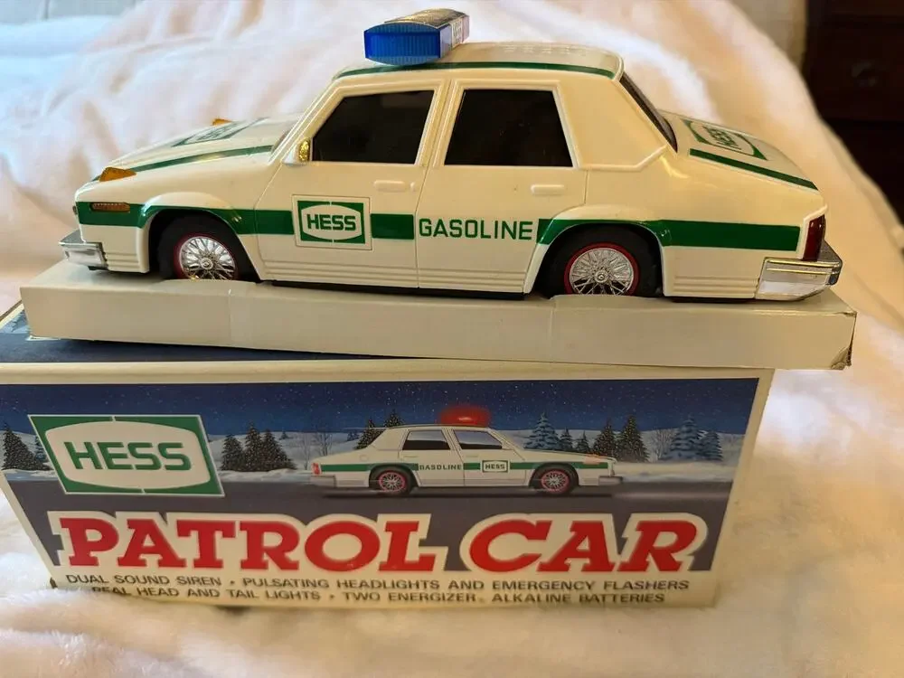 Vintage 1993 Hess Truck Patrol Car Toy Dual Siren Flashing Lights w/Original Box